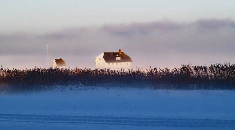 Sommerhus i vinterdress