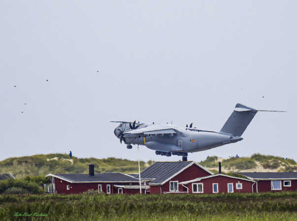 2025 aug 12 Airbus A400 M Belgisk herkules landing Lakolk (59)-SharpenAI-Focus