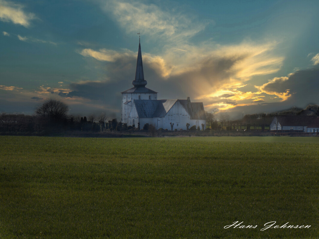Vilstrup Kirke 18-4-23   – Hans Johnsen