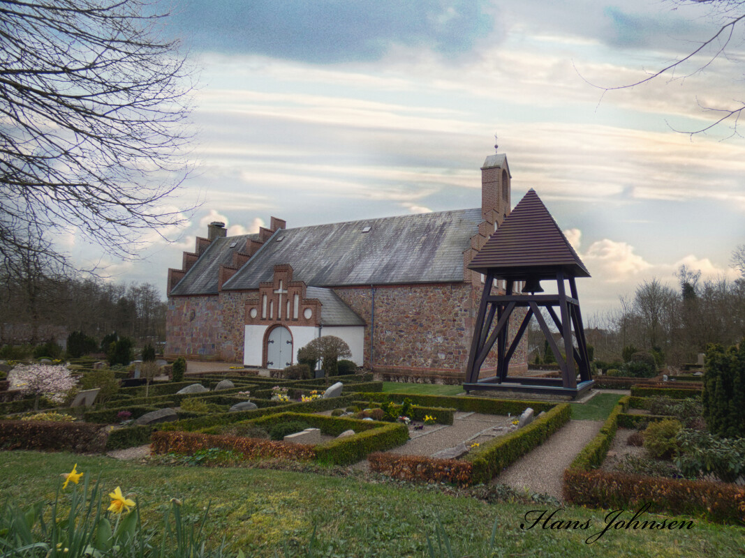 en landsbykirke – Hans Johnsen
