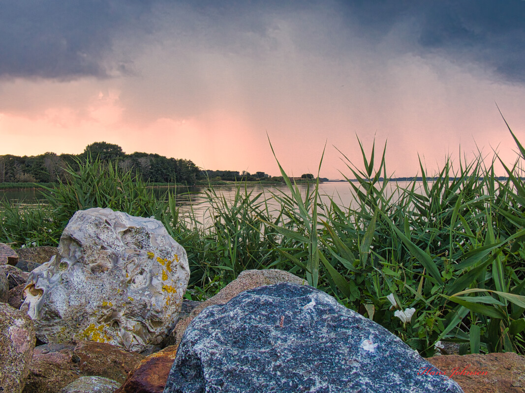 Regnbyge ved årøsund – Hans Johnsen