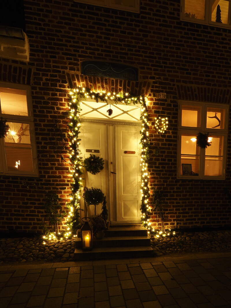 2025 dec 12 dør julesmykket ribe – Bent Karlsson