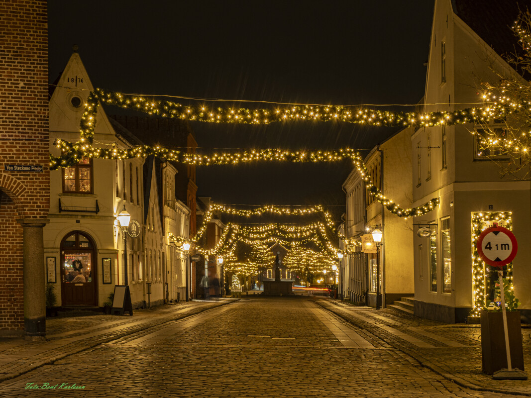 2025 dec 12 Dagmargade Julesmykket Ribe (5) – Bent Karlsson