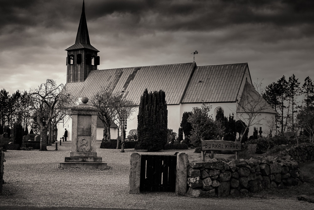A priest and his church 2 – Stefano Livi
