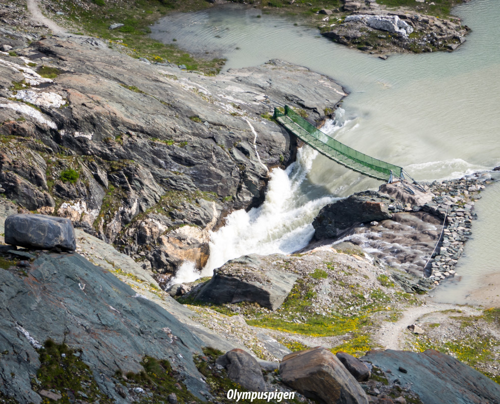 Bridge over troubled water – Jette Hermann