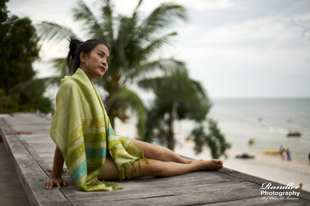 Nittaya at the beach – Peter R. Larsen 